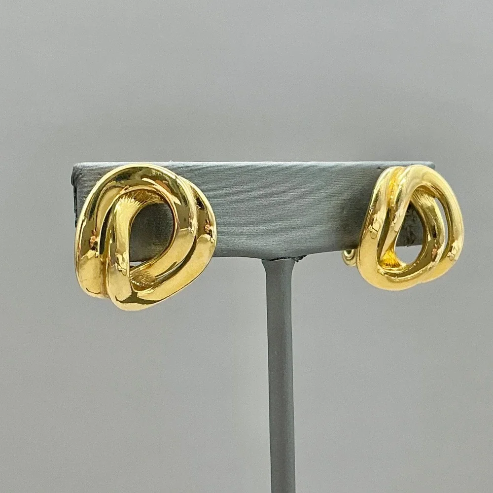 Vintage Monet Earrings Gold Tone Knot Clip On Statement Classic Signed